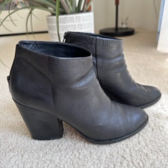 Cole Haan Booties 8M - Picture 2 of 5